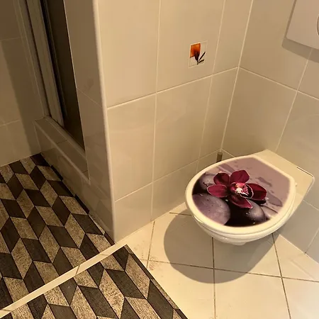 Apartment 2 *